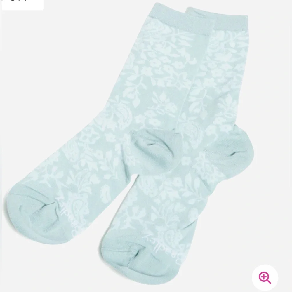Vera Bradley Crew Socks in Eden Paisley Mint